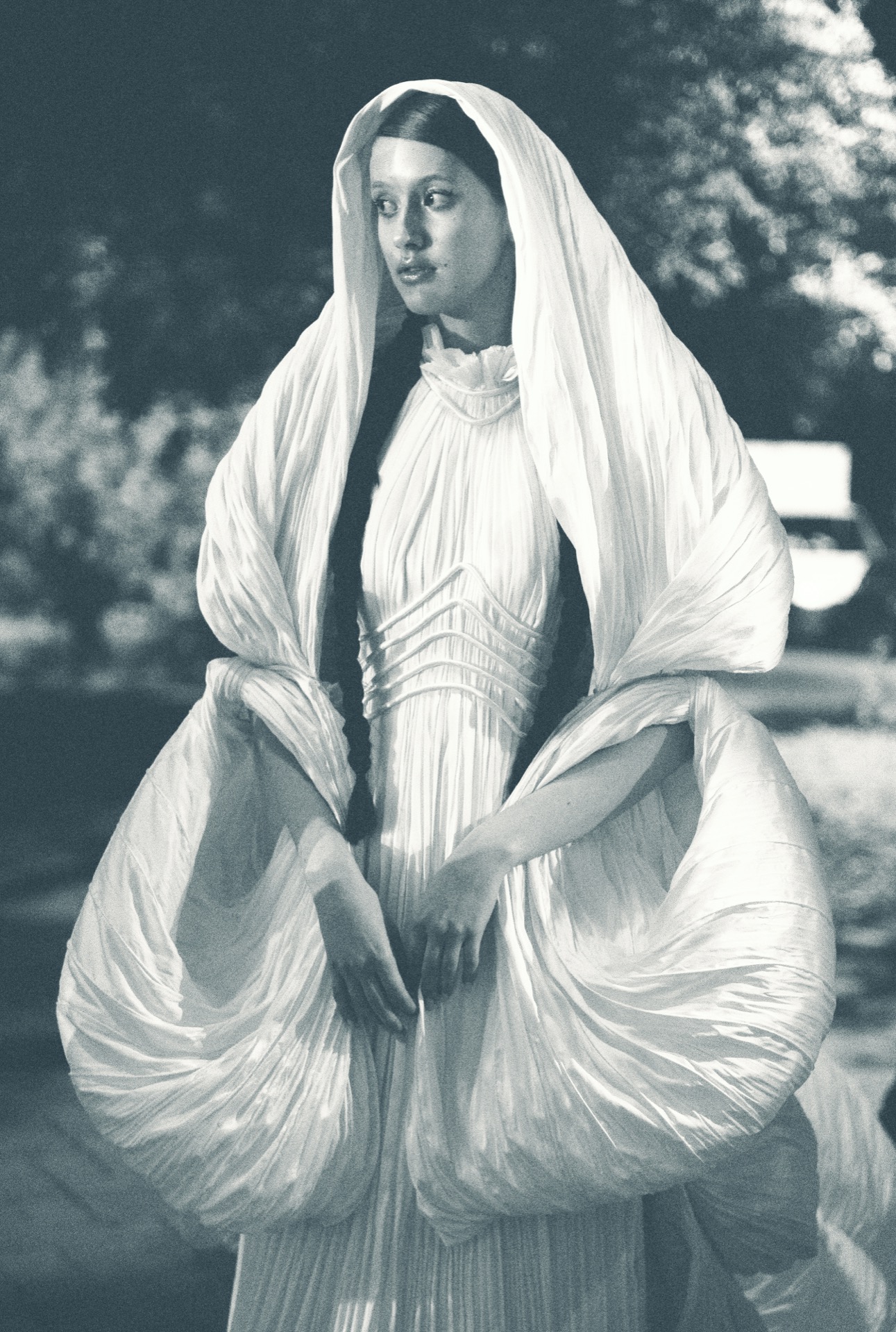 Amazing wedding dress by Rara Avis - View 4